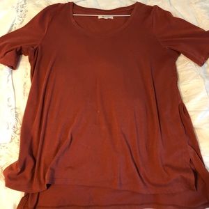 Madewell tee in burnt orange size Medium!